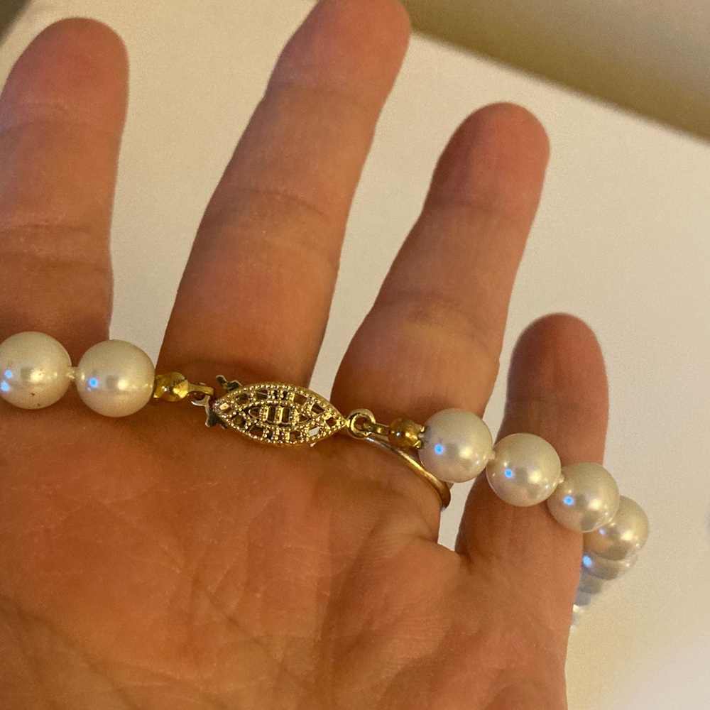 Kim Rogers Classic Cream Pearl Style Bracelet & Necklace Set - Picture 6 of 11